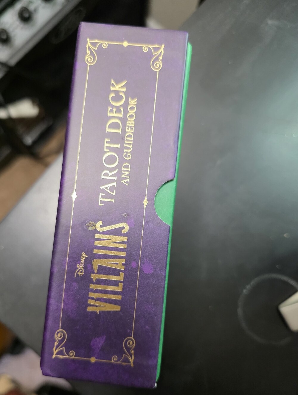 Disney Villains Tarot Deck — Green, Purple & Gold Box Artwork - Picture 2 of 6